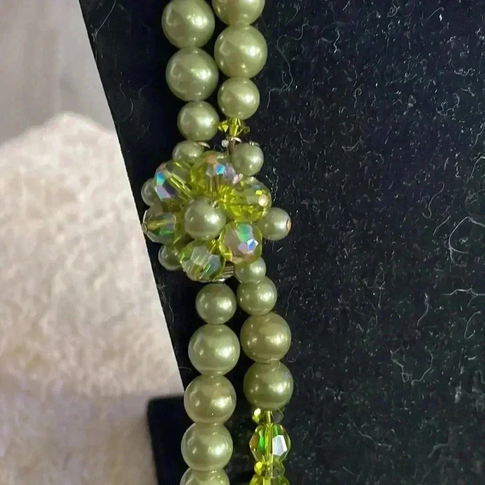 Vintage faux green pearl and Borealis necklace